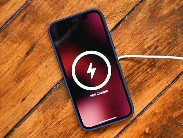 木兰苹果手机维修分享iPhone 12可以随便充电吗 